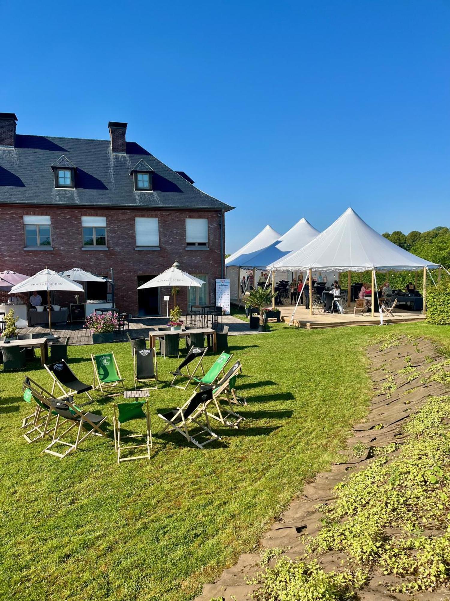 Domaine De La Noiseraie Rhisnes Buitenkant foto